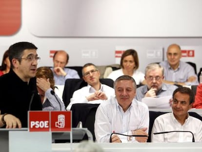 El lehendakari, Patxi López, interviene en el comité federal ante José Blanco y José Luis Rodríguez Zapatero