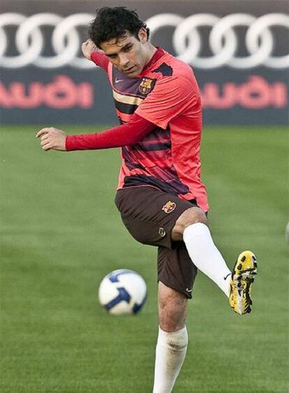 Rafa Márquez, en un entrenamiento con el Barcelona.