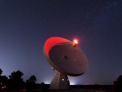 Antena de 40 metros de diámetro del Observatorio de Yebes (Guadalajara).