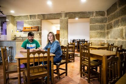 Irene Mestanza y Roberto Loureiro, en su restaurante en, Poio (Pontevedra).