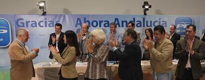 Arenas, ovacionado en la junta directiva regional del PP en Andaluc&iacute;a.