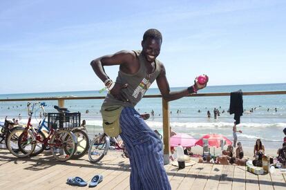 La playa durante el Rototom Sunsplash.