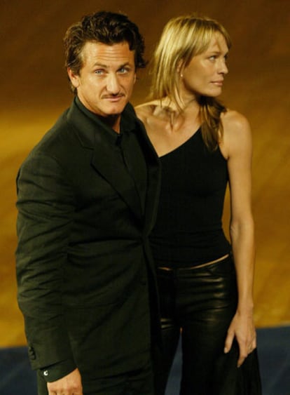 Sean Penn y Robin Wright, en el Festival de Venecia de 2003.