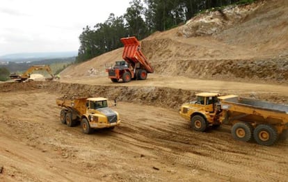 Fotograf&iacute;a de las obras de la autov&iacute;a distribuida por la Xunta el pasado junio.