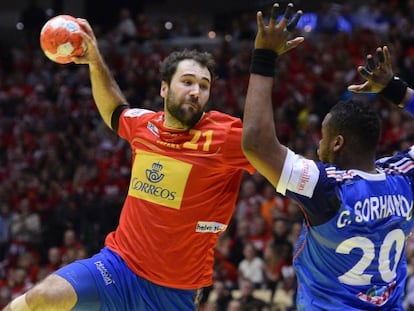 Cañellas lanza ante el francés Sorhaindo.