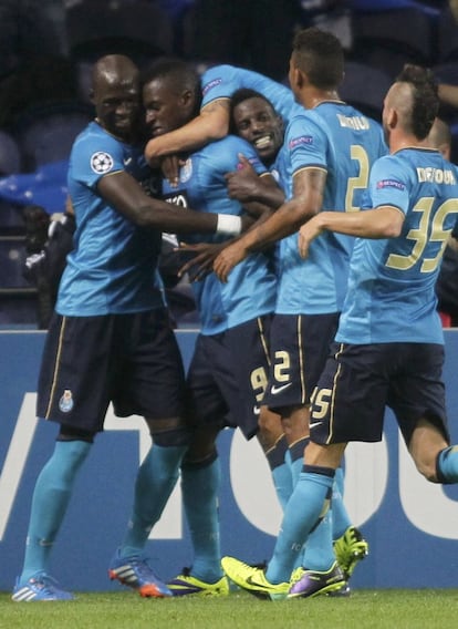 Los jugadores del Oporto celebran el 1 a 0.