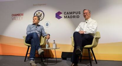 El emprendedor Martín Varsavsky entrevista a Eric Schmidt, de Google.