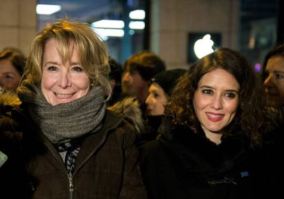 Esperanza Aguirre e Isabel Díaz Ayuso, en una imagen de archivo. 