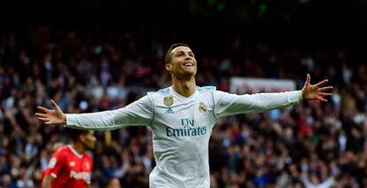 Cristiano Ronaldo celebra el segundo gol del equipo.