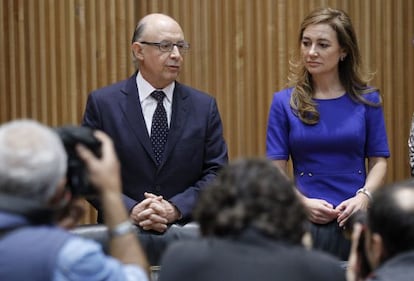 Cristóbal Montoro i Marta Currás, a la presentació dels Pressupostos.