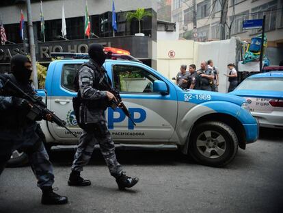 Operação policial após ataques às UPP nas comunidades do Cantagalo e Pavão-Pavãozinho, no Rio de Janeiro, em outubro de 2016.