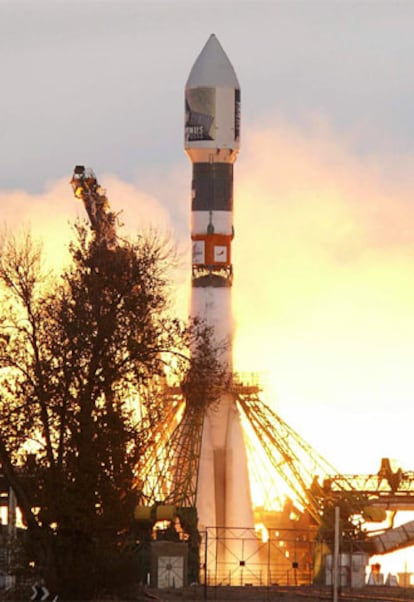 El Lucero del Alba fue un destino prioritario en los primeros años de la exploración espacial para las naves automáticas soviéticas y estadounidenses, pero había quedado prácticamente abandonado como objetivo hace una década, coincidiendo con el auge de la euforia marciana. La última misión dedicada al infierno del Sistema Solar fue la <i>Magallanes</i>, de la NASA, que permaneció en órbita allí, a principios de los años noventa, tomando datos para realizar un mapa de la superficie con radar. Ahora, la <i>Venus Express</i> toma el relevo.