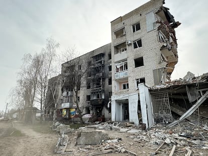 Residential buildings destroyed by Russian air and artillery bombardment in Orikhiv on March 1.