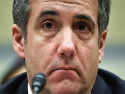 Michael Cohen, ex-advogado pessoal de Donald Trump, ao final de seu depoimento no Congresso, nesta quarta-feira