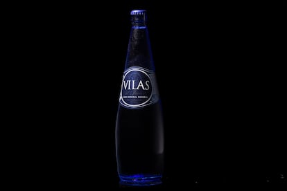 Botella de agua mineral Vilas del Turbón.