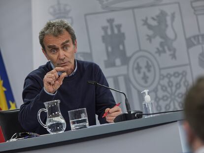 Fernando Simón, the director of the Health Ministry’s Coordination Center for Health Alerts (CCAES), during a press conference on Monday.