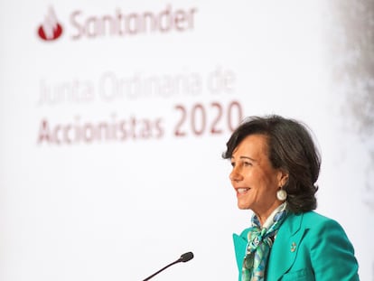 La presidenta del Banco Santander, Ana Botín, durante su intervención en la presentación de resultados de la entidad a los accionistas.