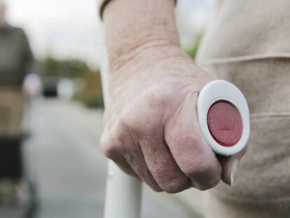 La solidaritat de quatre barcelonins amb una anciana a qui havien robat la crossa