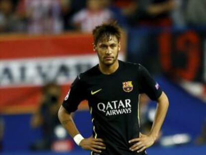 Neymar, en un partido durante la pasada campaña.