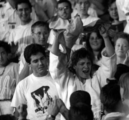 Miriam Blasco celebra el oro en Barcelona 92.