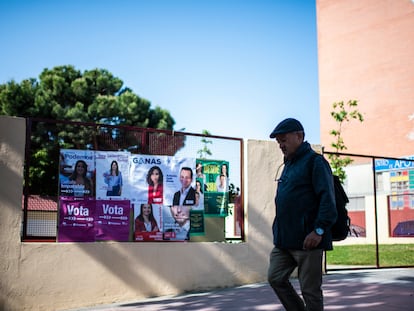 Carteles electorales de las elecciones municipales y autonómicas en Getafe (Madrid).