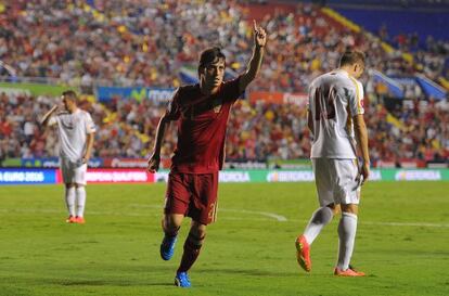 David Silva celebra su gol.