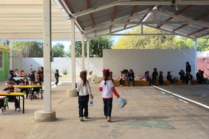 Alumnos de la escuela Preescolar María Curie en la comunidad de San Rafael, en Galeana, Nuevo León.