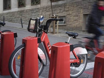 Estación del Bicing en el barrio de Horta de Barcelona.