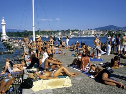 Bain des P&acirc;quis, un popular balneario ginebrino.