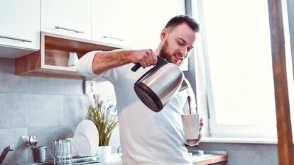 Son muy útiles para preparar infusiones de hierbas de manera rápida. GETTY IMAGES.