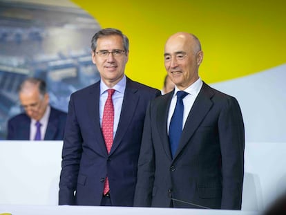 El consejero delegado de Ferrovial, Ignacio Madridejos, junto a Rafael del Pino, presidente de la firma de infraestructuras.