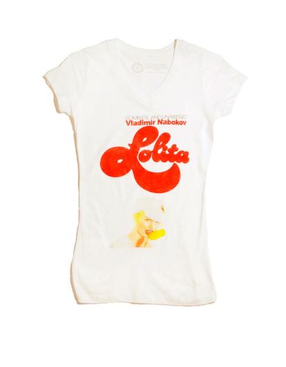 Camiseta que homenajea Lolita de Vladimir Nabokov. A la venta en Out of Print. (25 euros aprox.)
