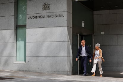 El expresidente de la Real Federación Española de Fútbol (RFEF) Luis Rubiales, tras declarar como investigado en la Audiencia Nacional el pasado septiembre.