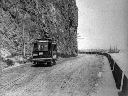 El tranvía 48, a su paso por la carretera del Morrot, en una imagen de 1919.