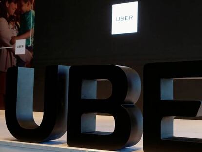 Logotipo de Uber. 