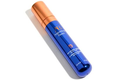 The Retinol Serum de Augustinus Bader. Este potente suero (299 euros en Sephora) está enriquecido con el complejo patentado por el doctor Bader, TFC8® o Trigger Factor Complex.