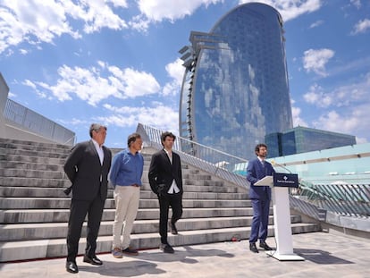 Inauguració del nou mirador. D’esquerra a dreta, Javier Casado, José Luis Blanch, Carmelo Zappulla i Damià Calvet.