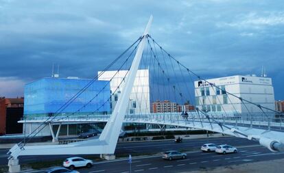 Vista de La Terminal, tras la pasarela Delicias.