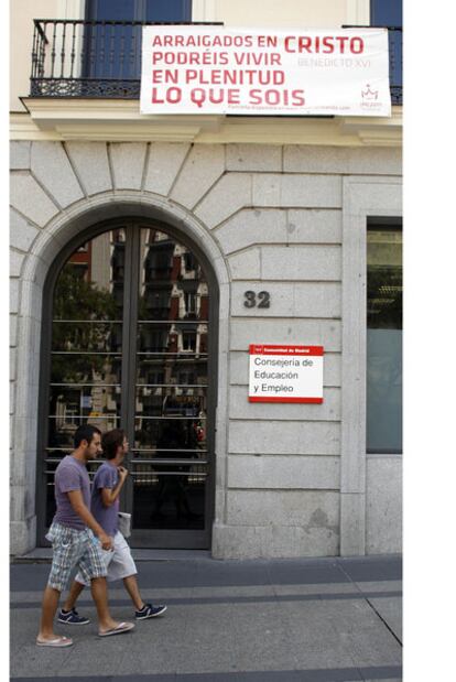 Fachada de la Consejería de Educación y Empleo, ayer.