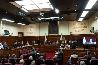Nuevos ministros en la primera sesión en la sede  SCJN.