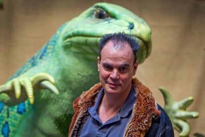 El autor inglés Jake Arnott.