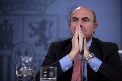 Luis de Guindos, tras el Consejo de Ministros del viernes 23 de febrero.
