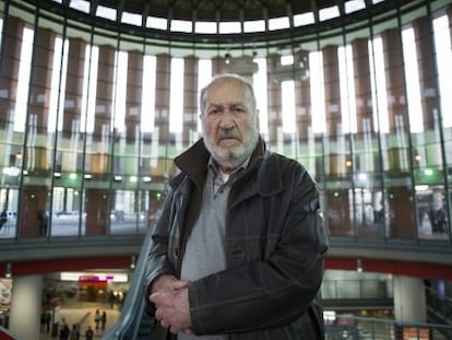 Josep Maria Forn, en 2015, en la estación de Atocha, en Madrid.