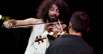 Ara Malikian, durante una actuaci&oacute;n.