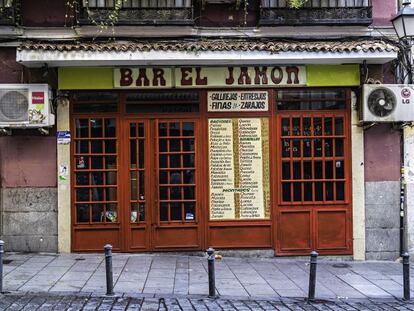 El Jam&oacute;n, m&iacute;tico (y necesario) bar en Lavapi&eacute;s