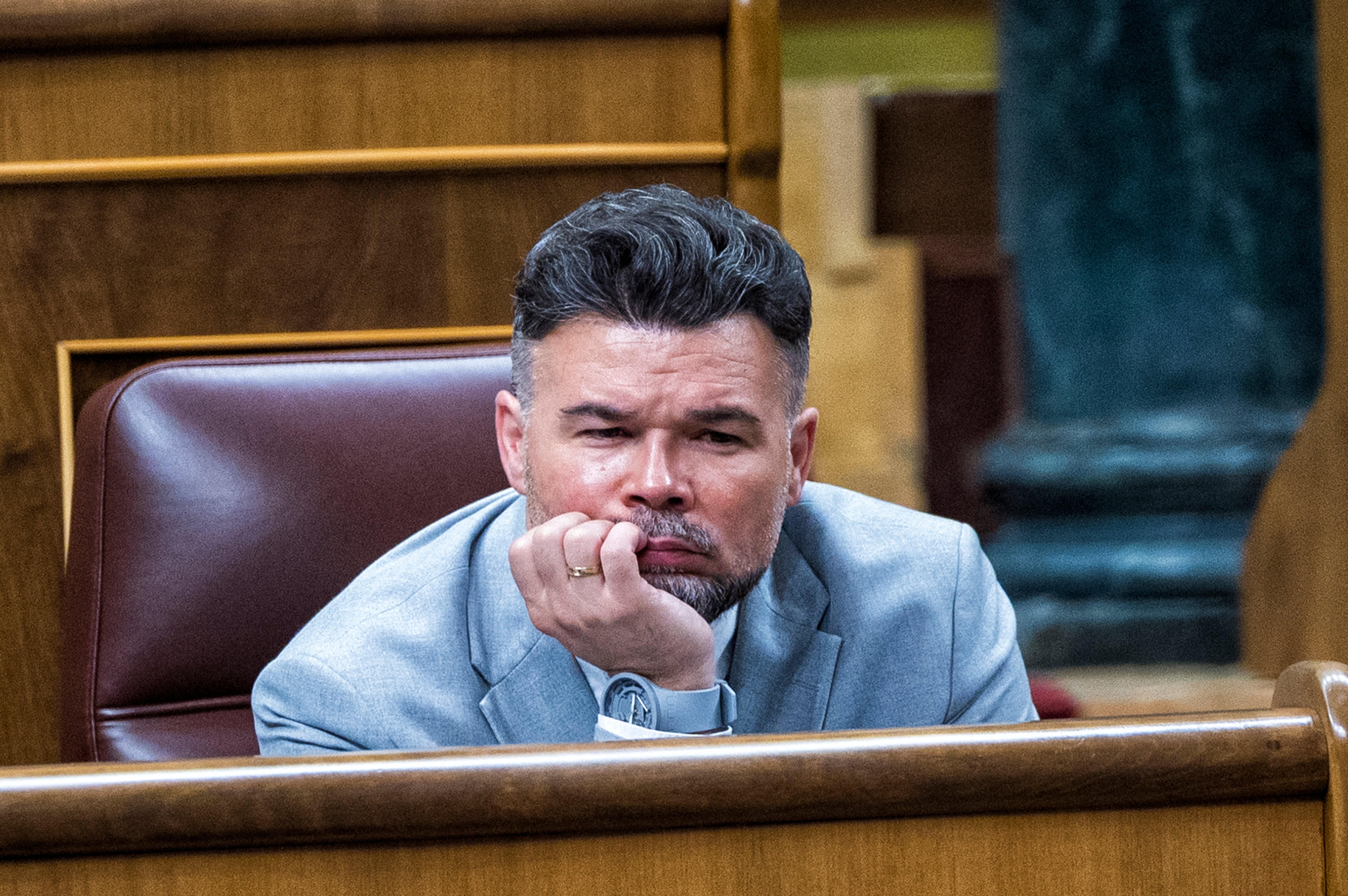 Junqueras pide “máxima coordinación” a la bancada en el Congreso en pleno pulso con Rufián