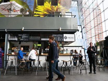 Pintxos 21, uno de los dos restaurantes españoles del Markthal, en Róterdam, el primer mercado cubierto de Holanda.