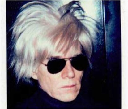 La Polaroid del autorretrato de Warhol se encuentra entre las más de 20.000 piezas de la colección de la Fundación Andy Warhol.