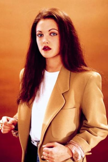 Drew Barrymore en el papel de Amy Fisher para la pel&iacute;cula televisiva emitida en 1993. 