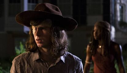 Carl, en el episodio 8 de la octava temporada.